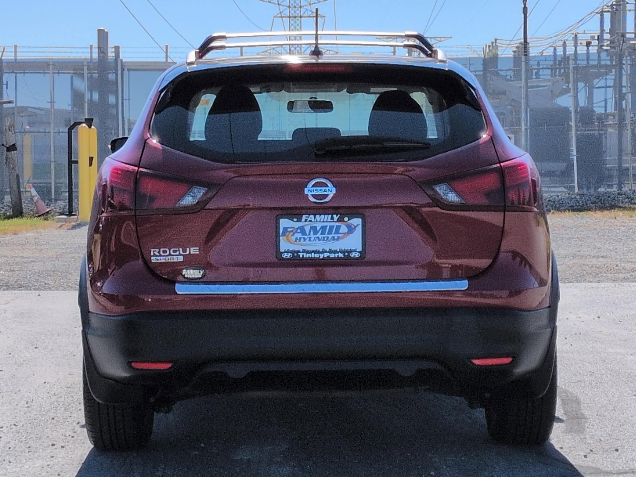 2018 Nissan Rogue Sport SV photo 4