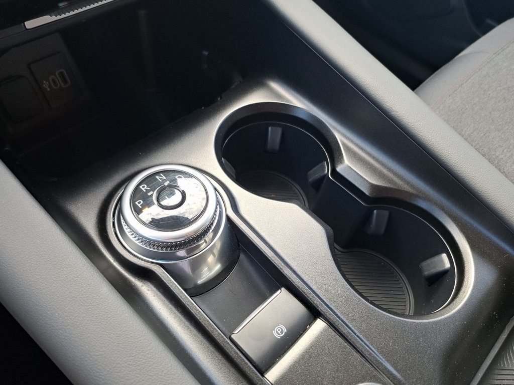 2025 Ford Explorer photo 15