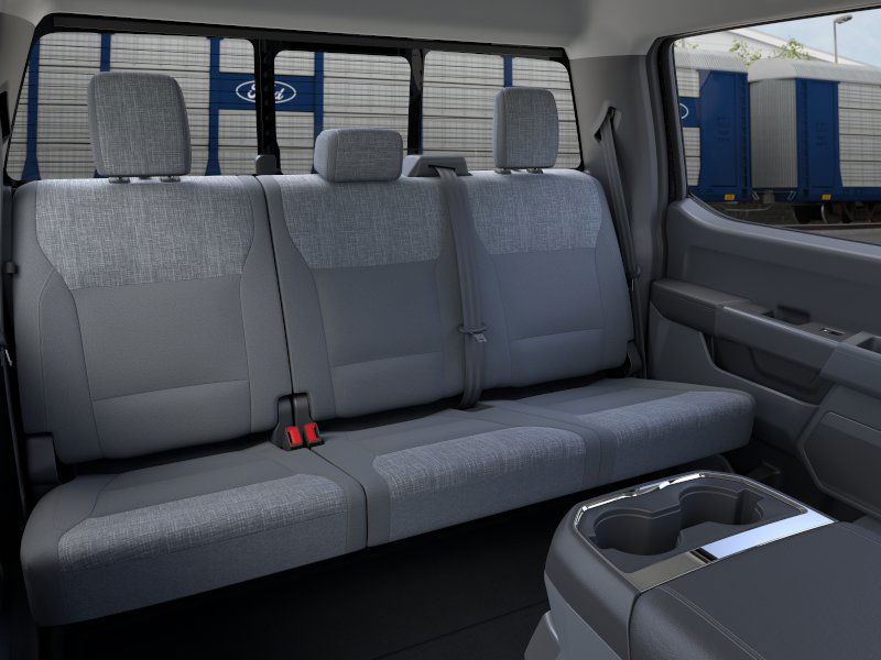 2026 Ford F-350 XLT photo 6