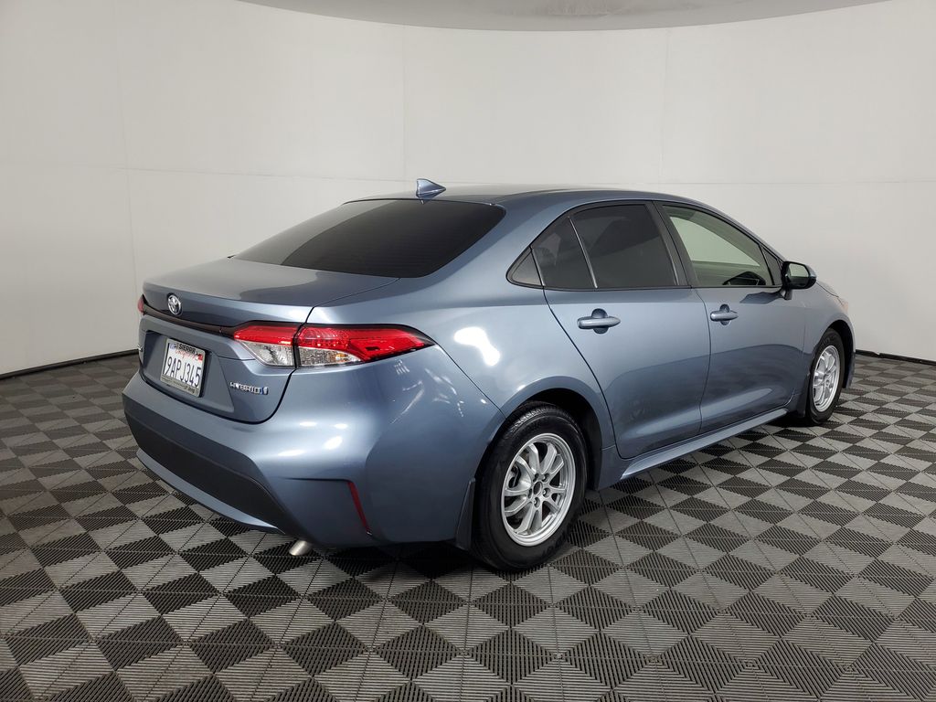 2022 Toyota Corolla Hybrid LE photo 3