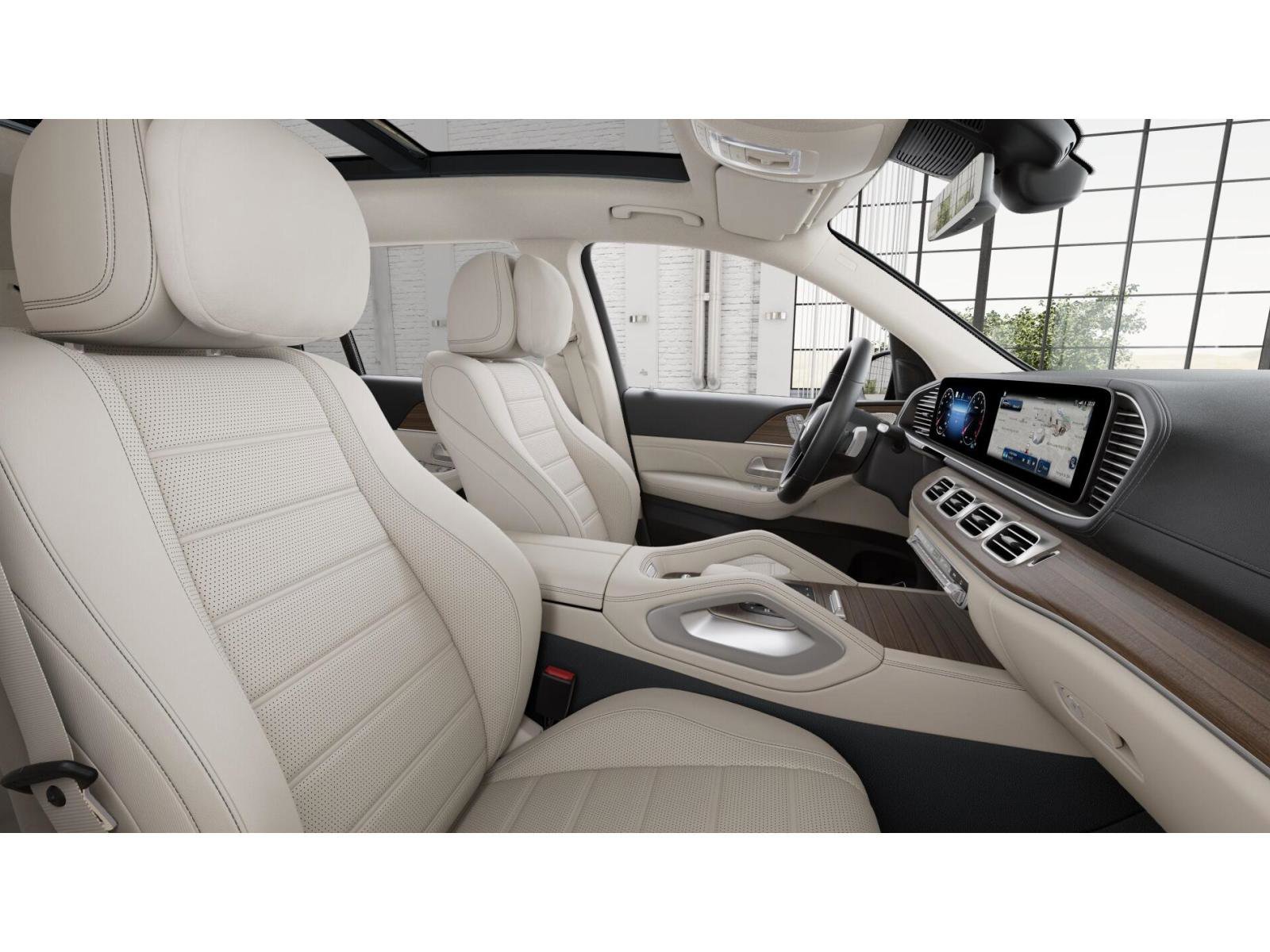 2026 Mercedes Benz GLS 450 4MATIC photo 4