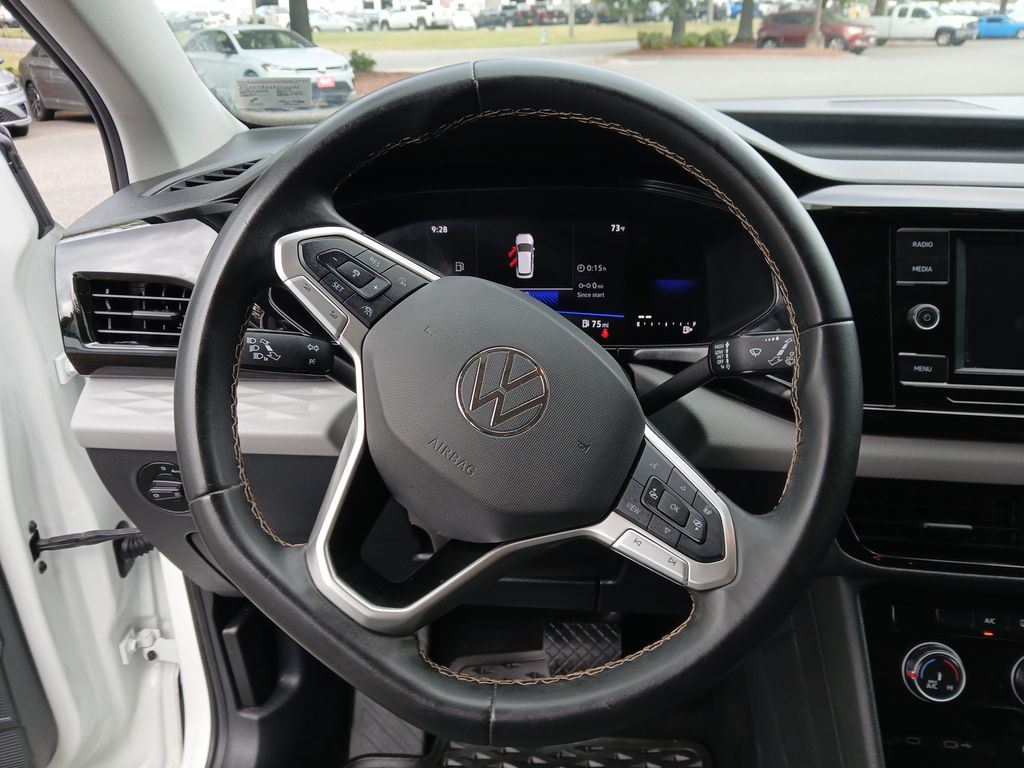 2024 Volkswagen Taos S photo 13
