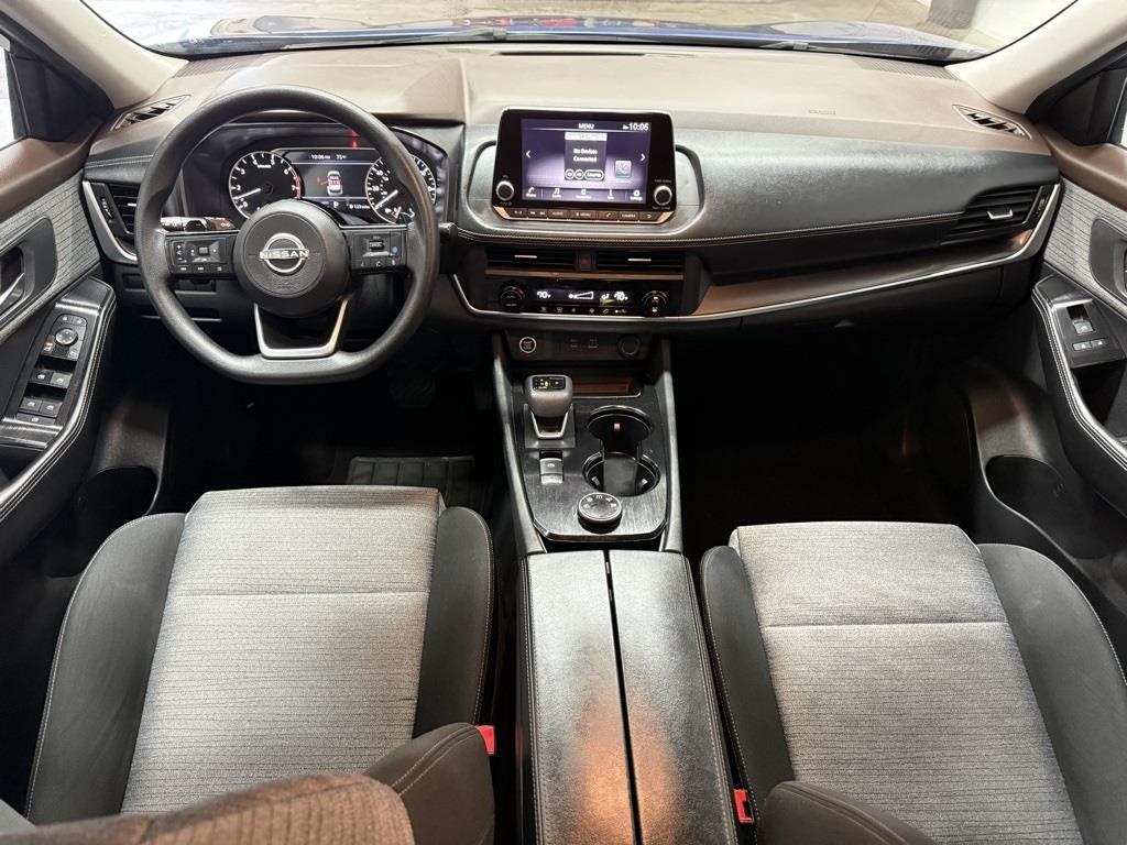 2023 Nissan Rogue SV photo 11