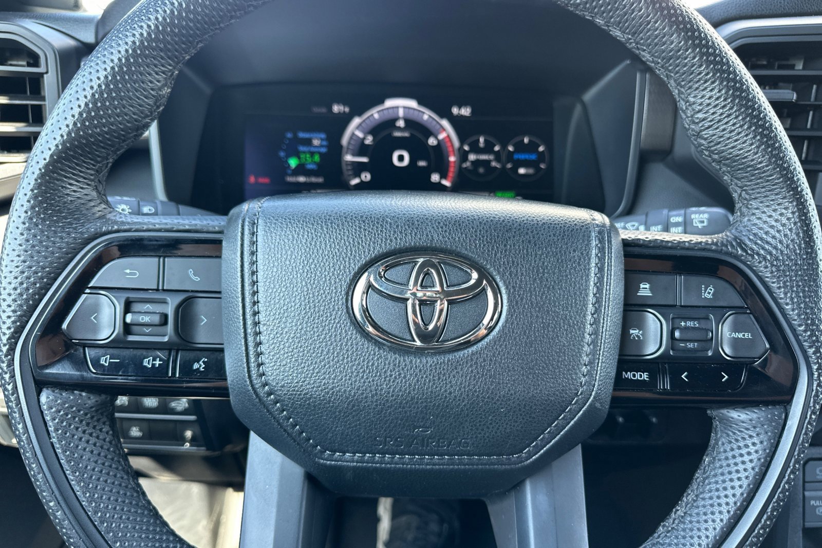2024 Toyota Sequoia TRD Pro photo 30