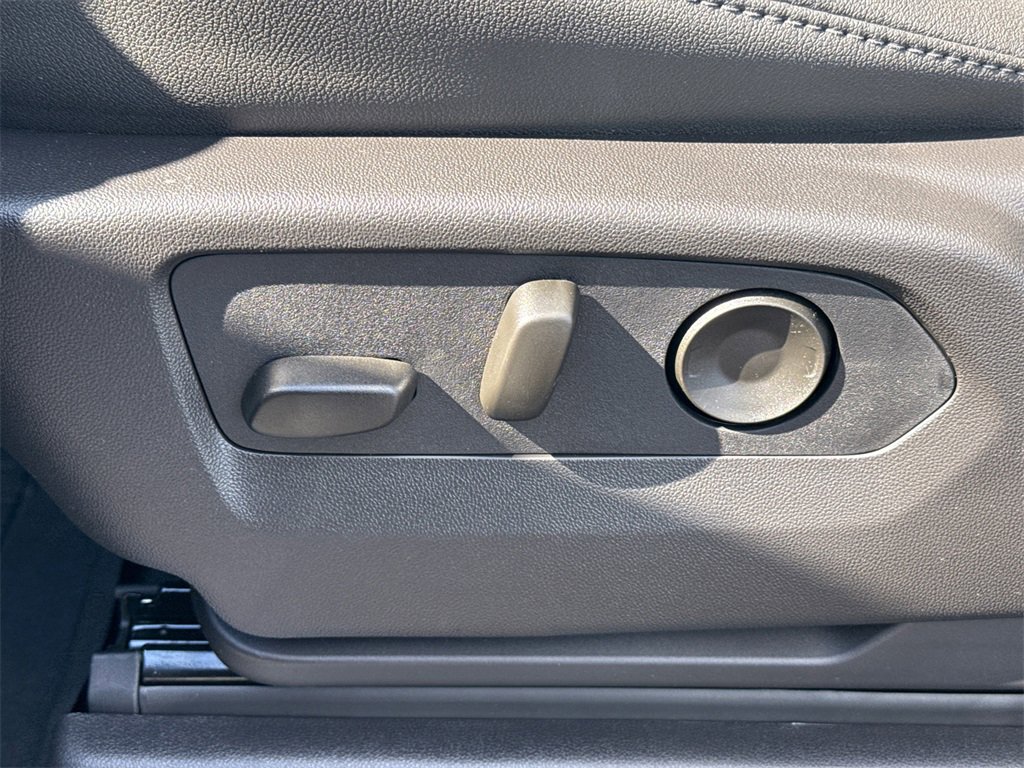 2026 GMC SIERRA - Image 16