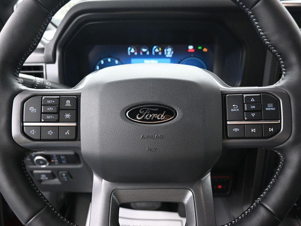 2024 Ford F-150 Lariat photo 9