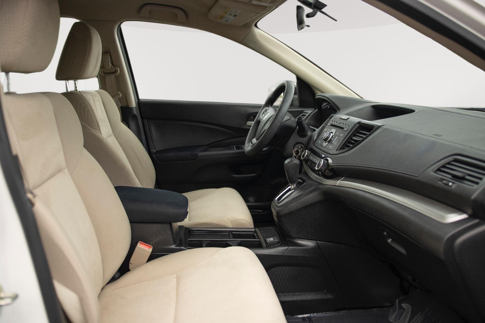 2016 Honda CR-V LX photo 15