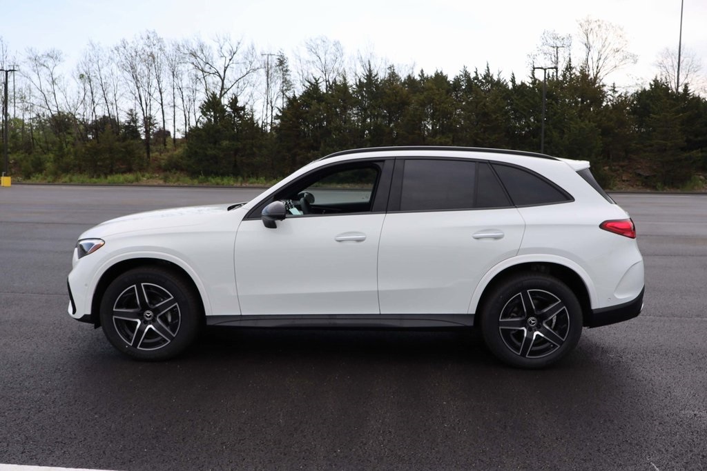 2025 Mercedes Benz GLC AMG photo 2