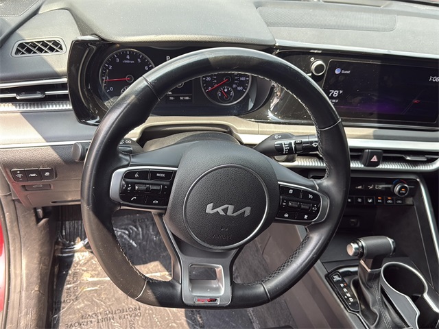 2022 Kia K5 GT-Line photo 21