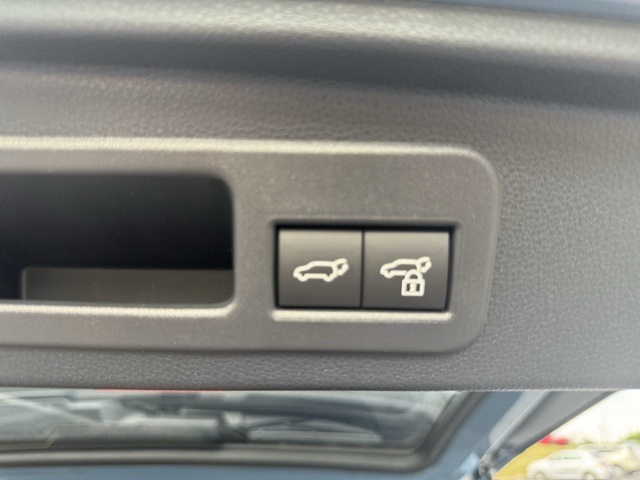 2025 Toyota 4Runner TRD Off-Road Premium photo 8