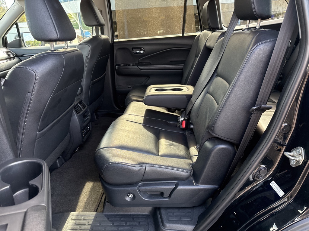 2016 Honda Pilot Touring photo 6