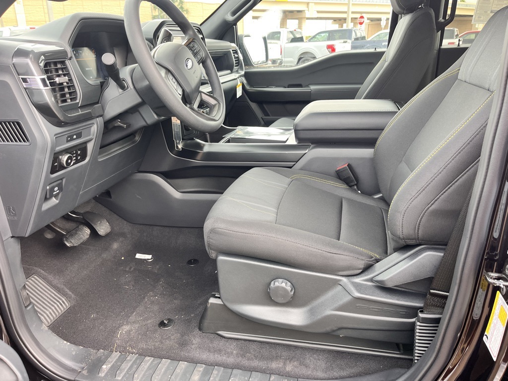 2025 Ford F-150 STX photo 11