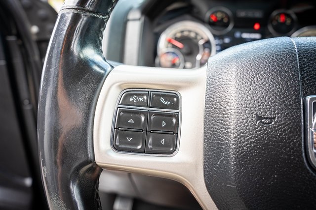 2017 Ram 3500 Laramie photo 19