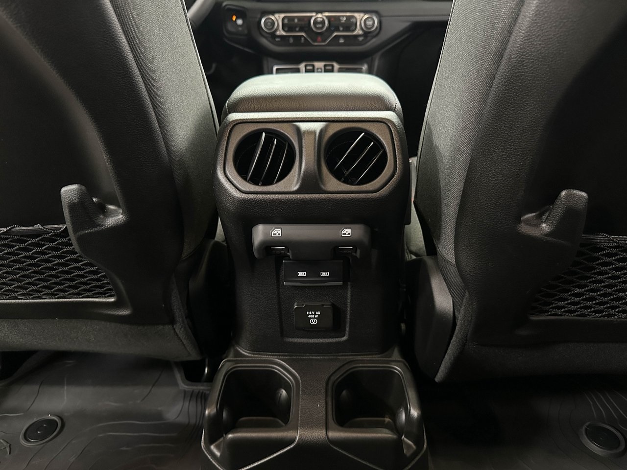 2024 Jeep Gladiator Rubicon photo 16
