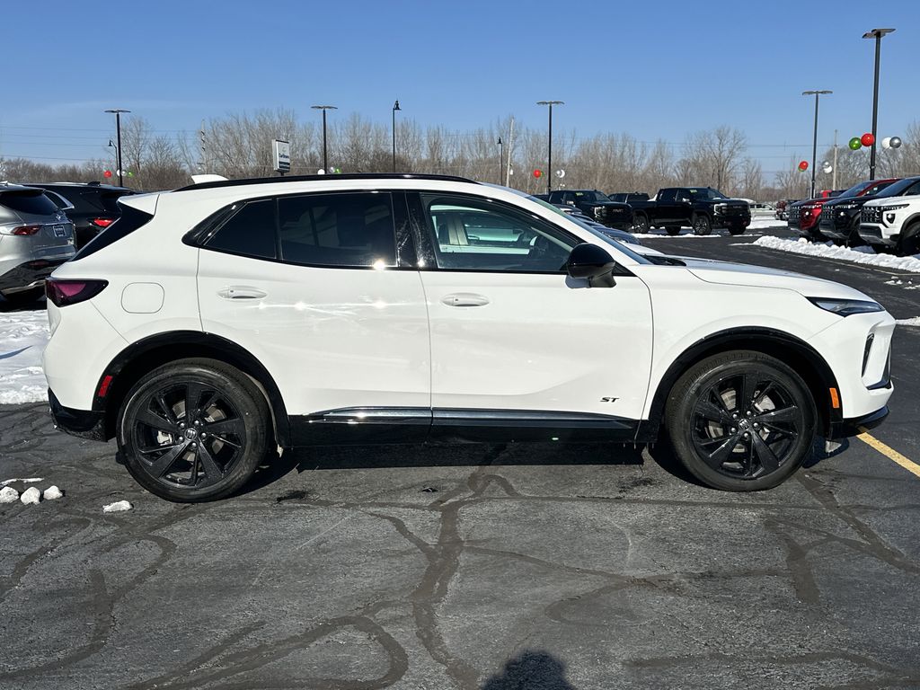 2025 BUICK ENVISION - Image 9