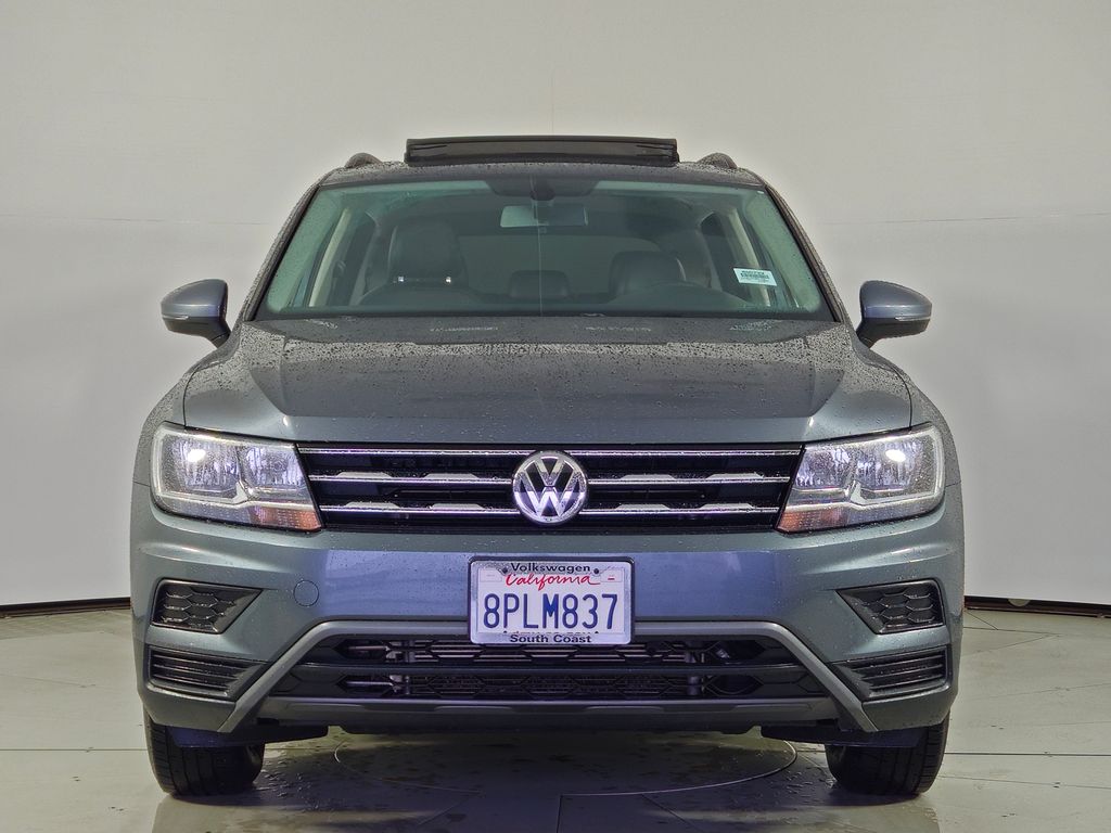 2020 Volkswagen Tiguan SE photo 2