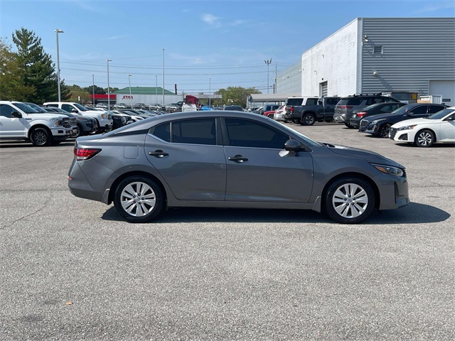 2024 Nissan Sentra S photo 2