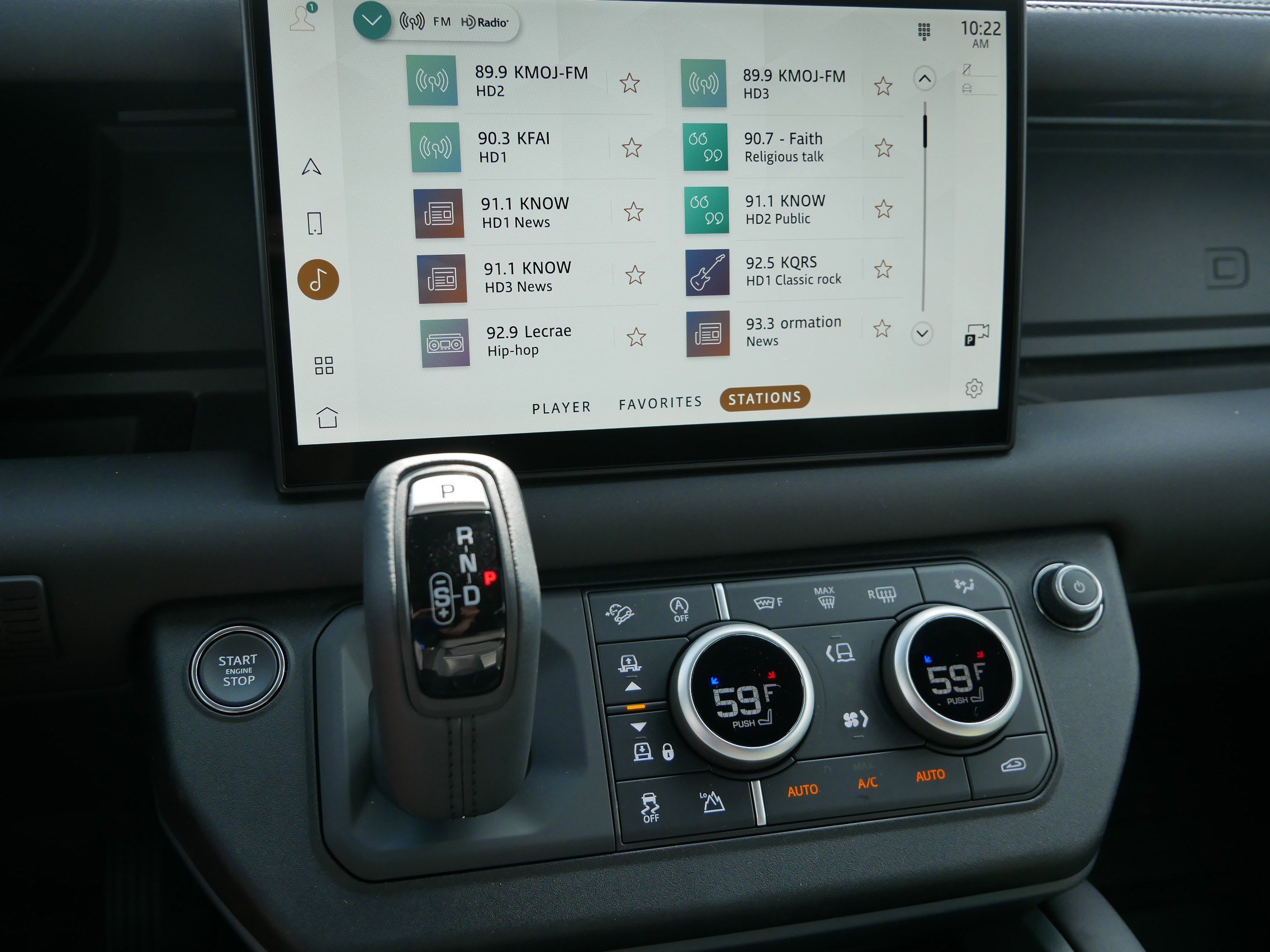 2025 Land Rover Defender 90 X-Dynamic SE photo 7