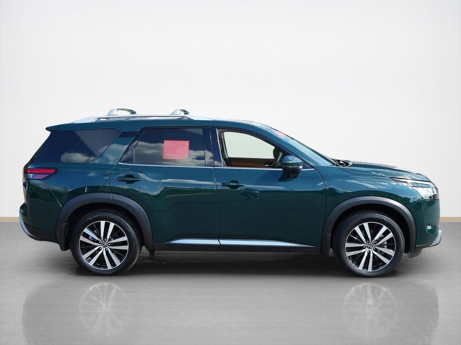Certified 2024 Nissan Pathfinder Platinum with VIN 5N1DR3DJ7RC225079 for sale in Maplewood, Minnesota