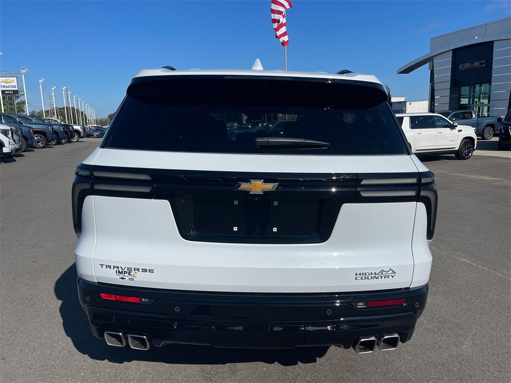 2026 Chevrolet Traverse High Country photo 3
