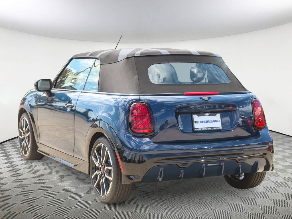 2026 Mini Cooper Convertible Iconic photo 6