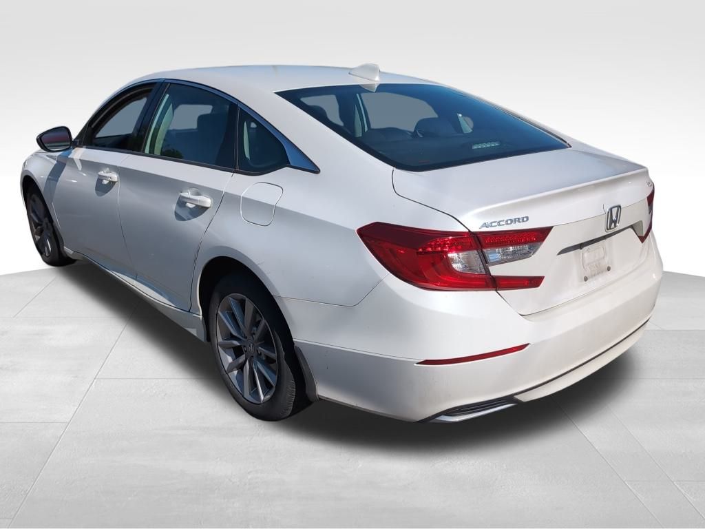 2021 Honda Accord LX photo 4