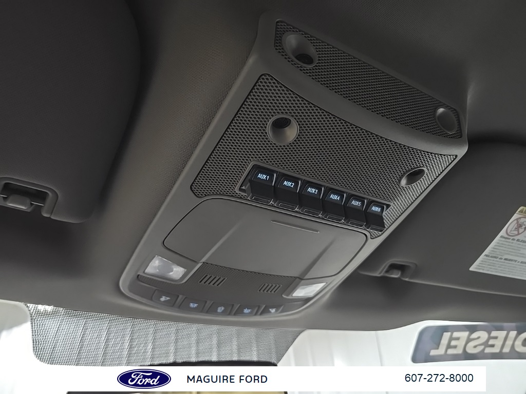 2019 Ford F-350 XLT photo 23