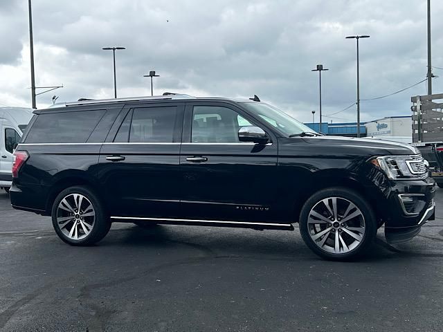 2021 Ford Expedition MAX Platinum photo 3