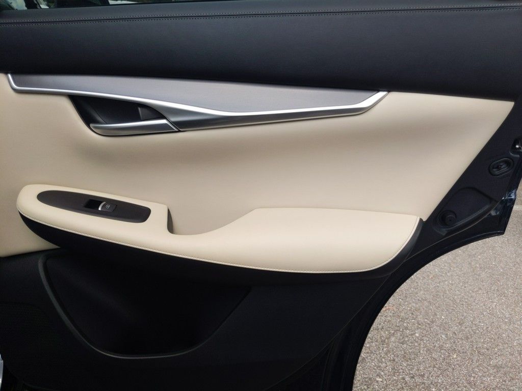 2022 Infiniti QX50 Luxe photo 29