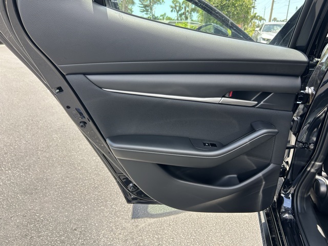 2025 Mazda Mazda3 Hatchback 2.5 s photo 8