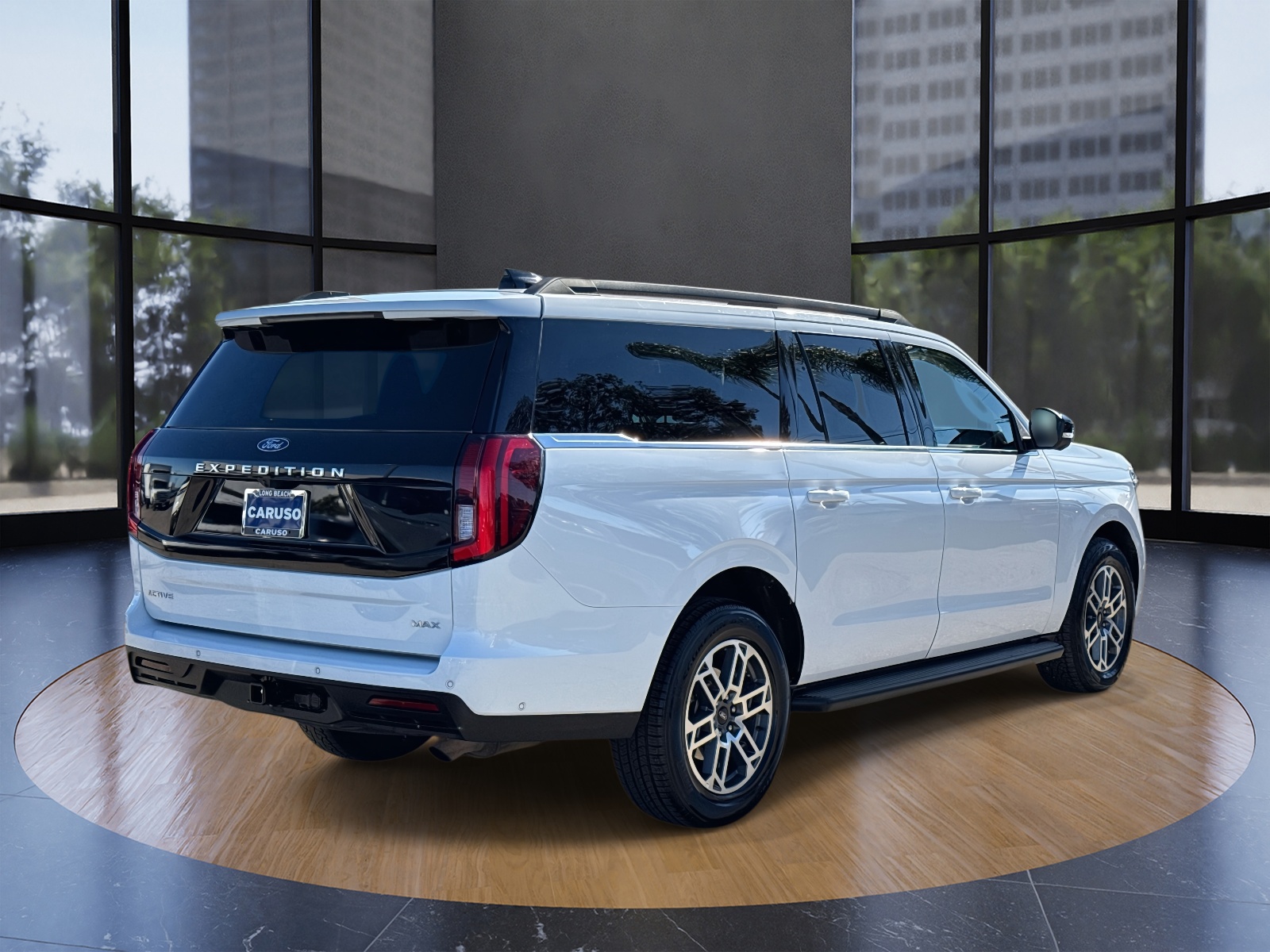 2025 Ford Expedition MAX photo 3