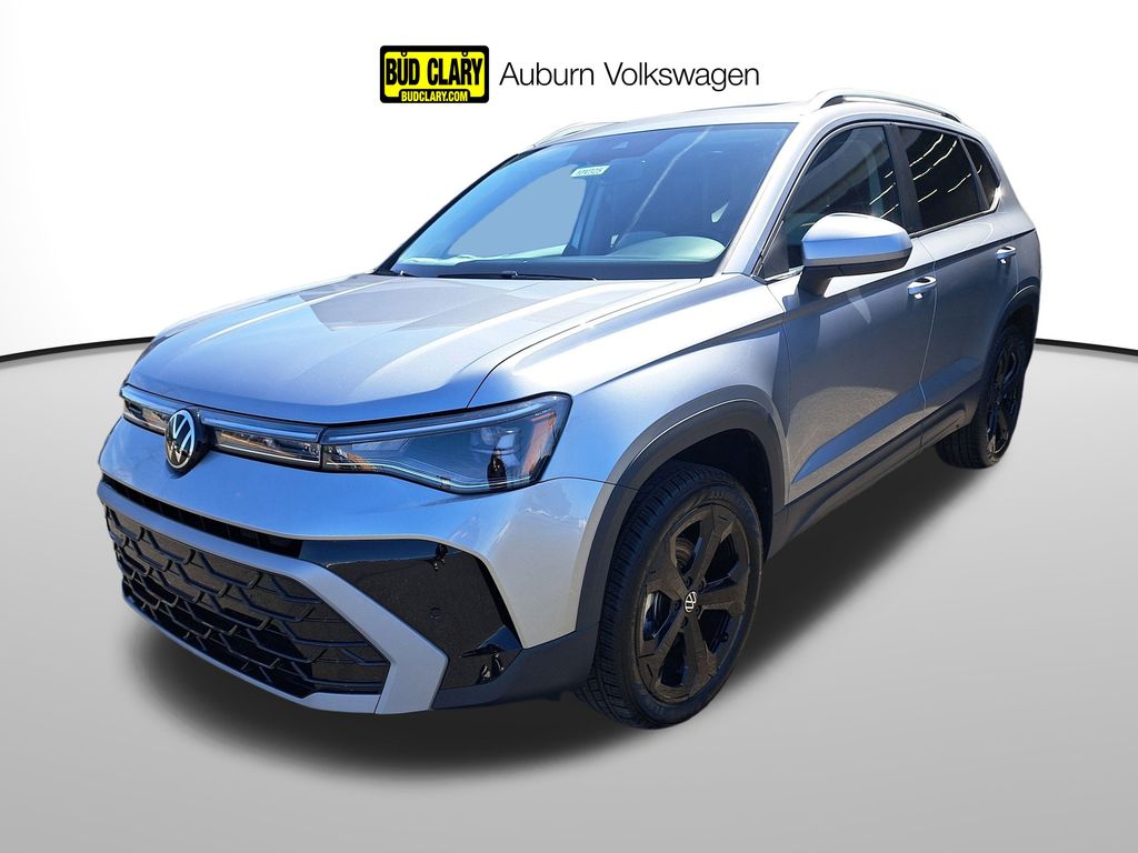 2025 Volkswagen Taos SEL's photo