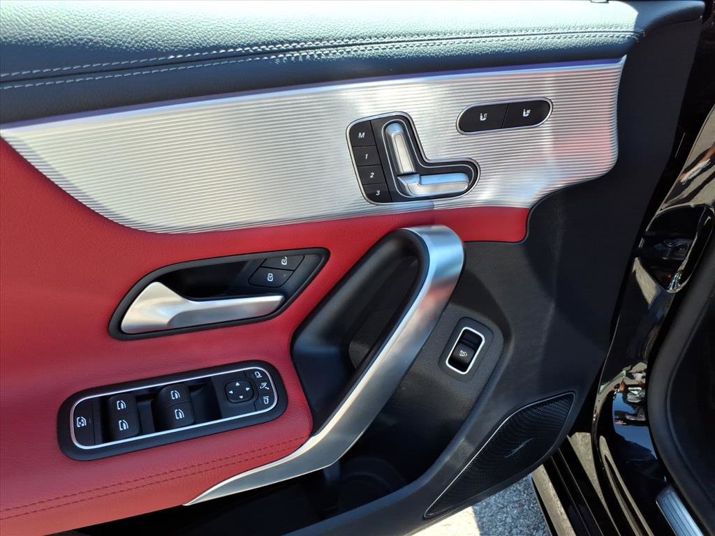 2021 Mercedes Benz A 220 4MATIC photo 14