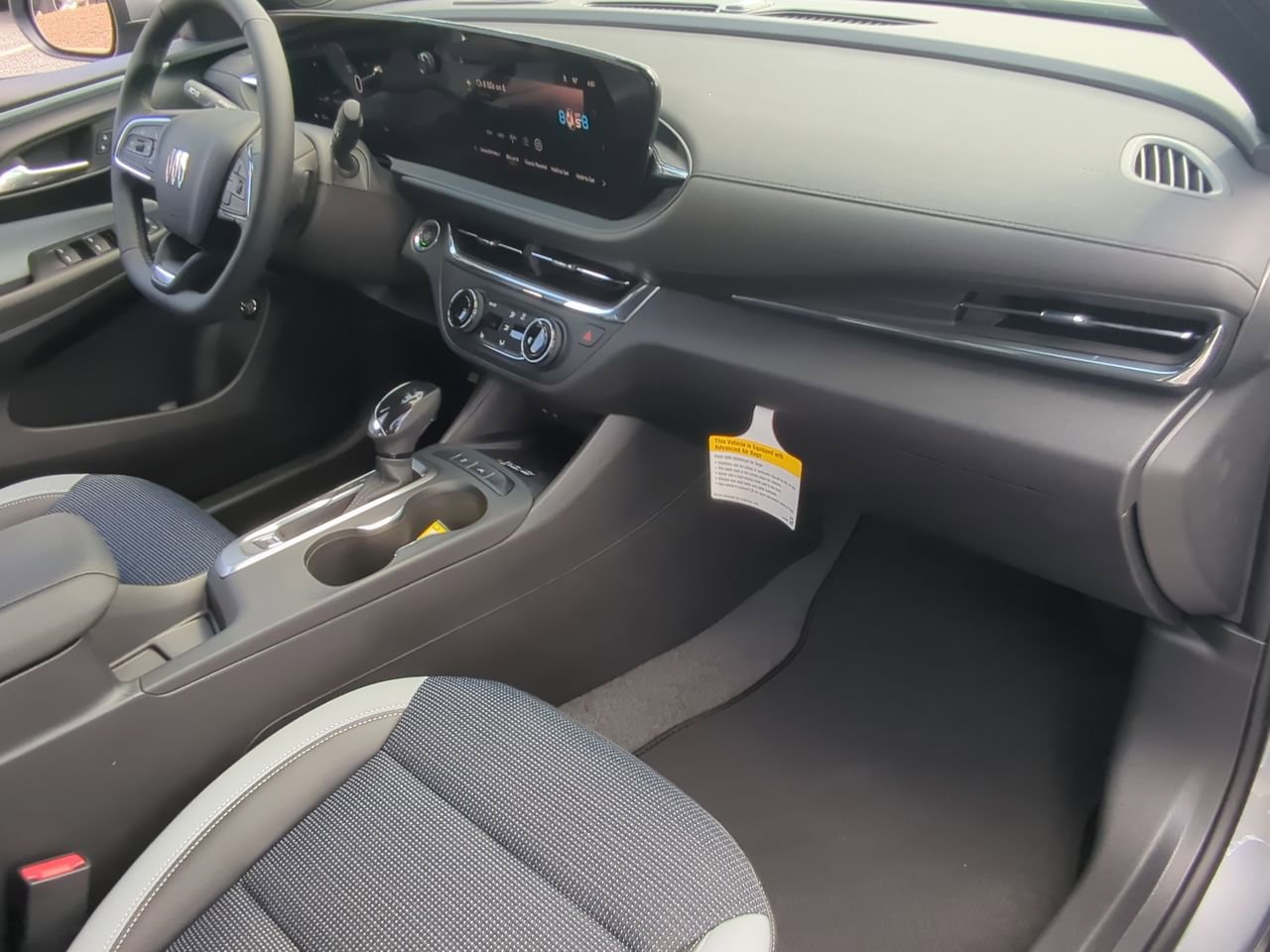 2025 Buick Envista Preferred photo 25