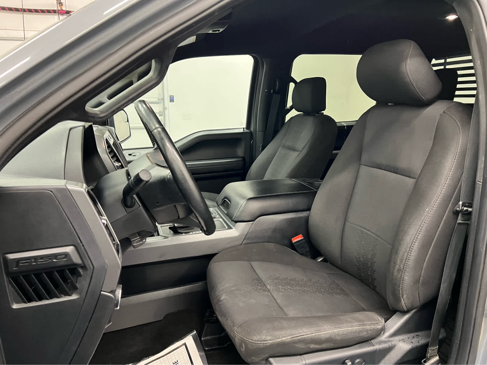 2020 Ford F-150 XLT photo 12