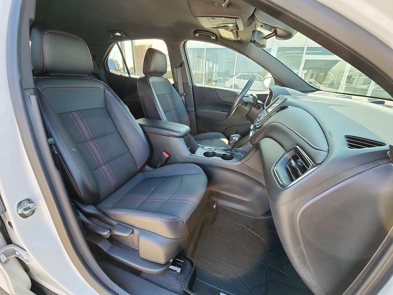 2022 Chevrolet Equinox RS photo 23