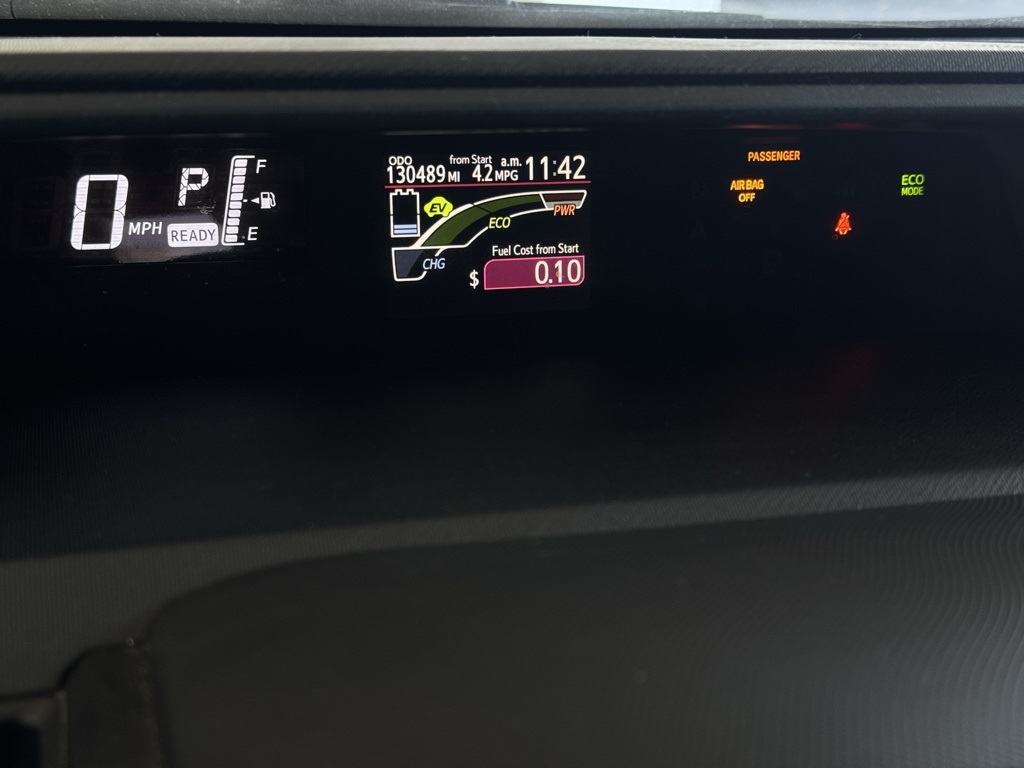 2015 Toyota Prius C One photo 23
