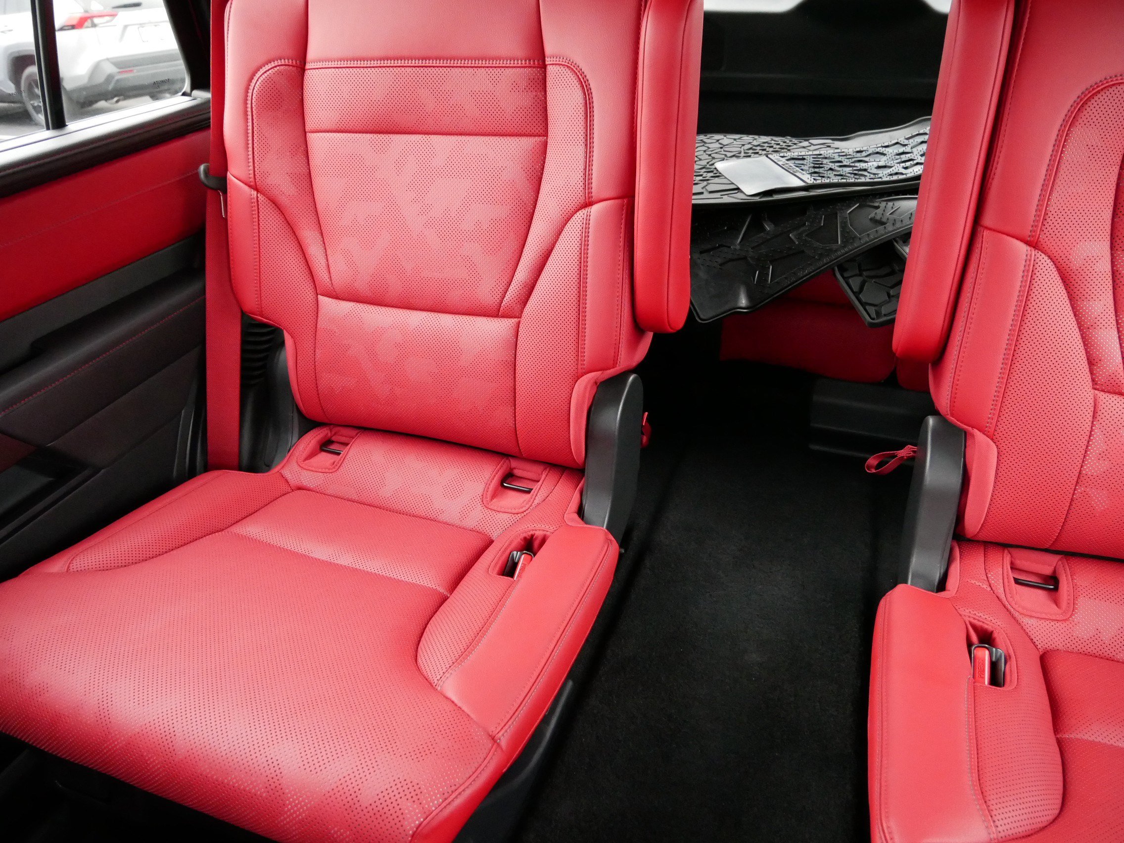 2024 Toyota Sequoia TRD Pro photo 12