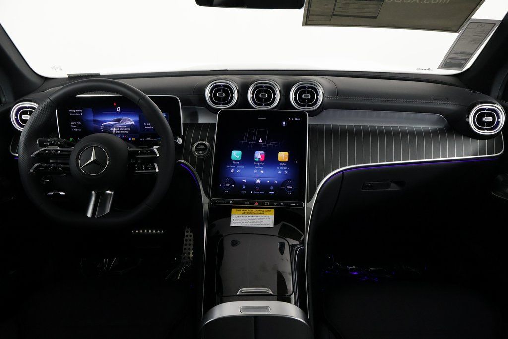 2026 Mercedes Benz GLC 300 photo 3