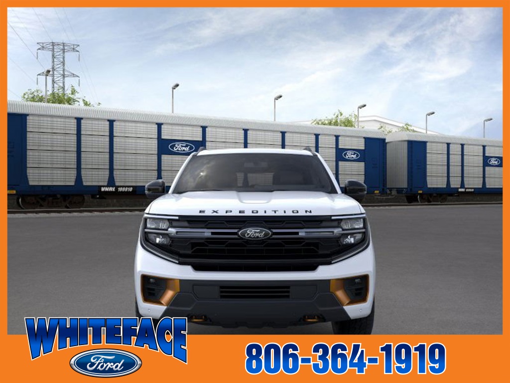 2025 Ford Expedition photo 4