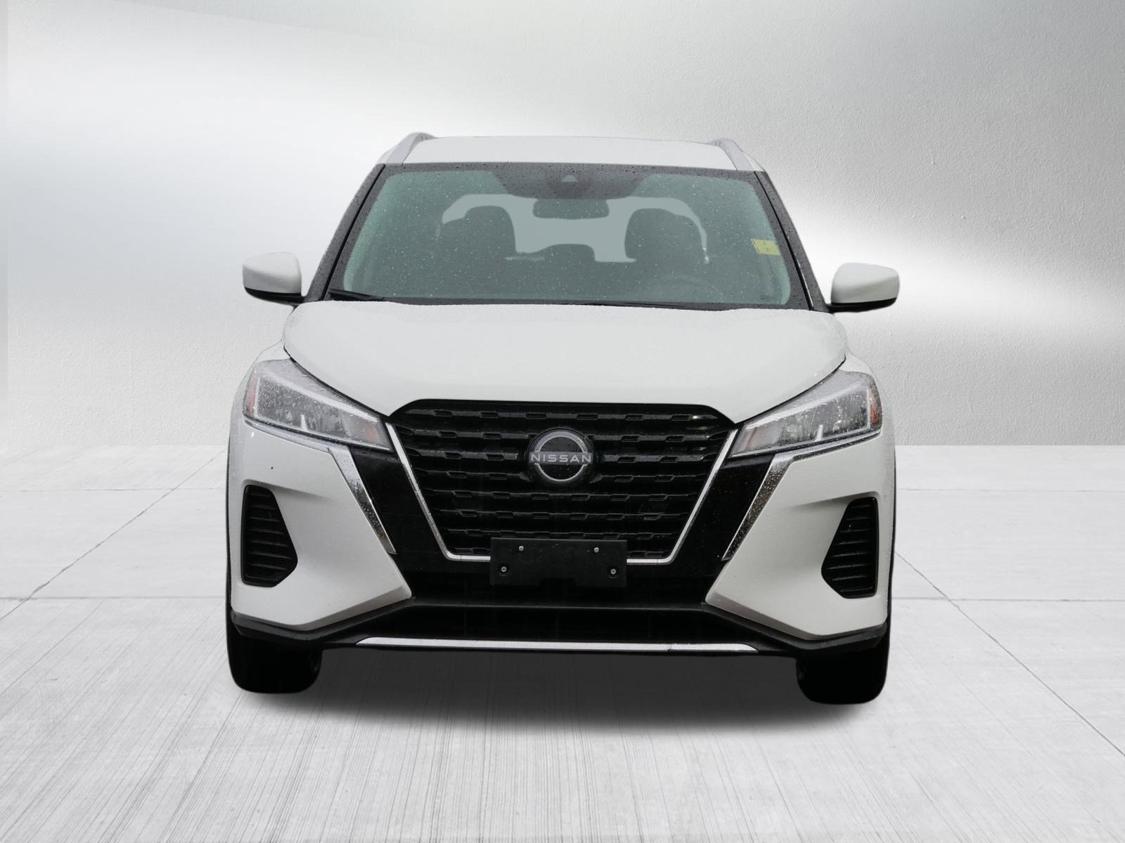 2024 Nissan Kicks SV photo 2