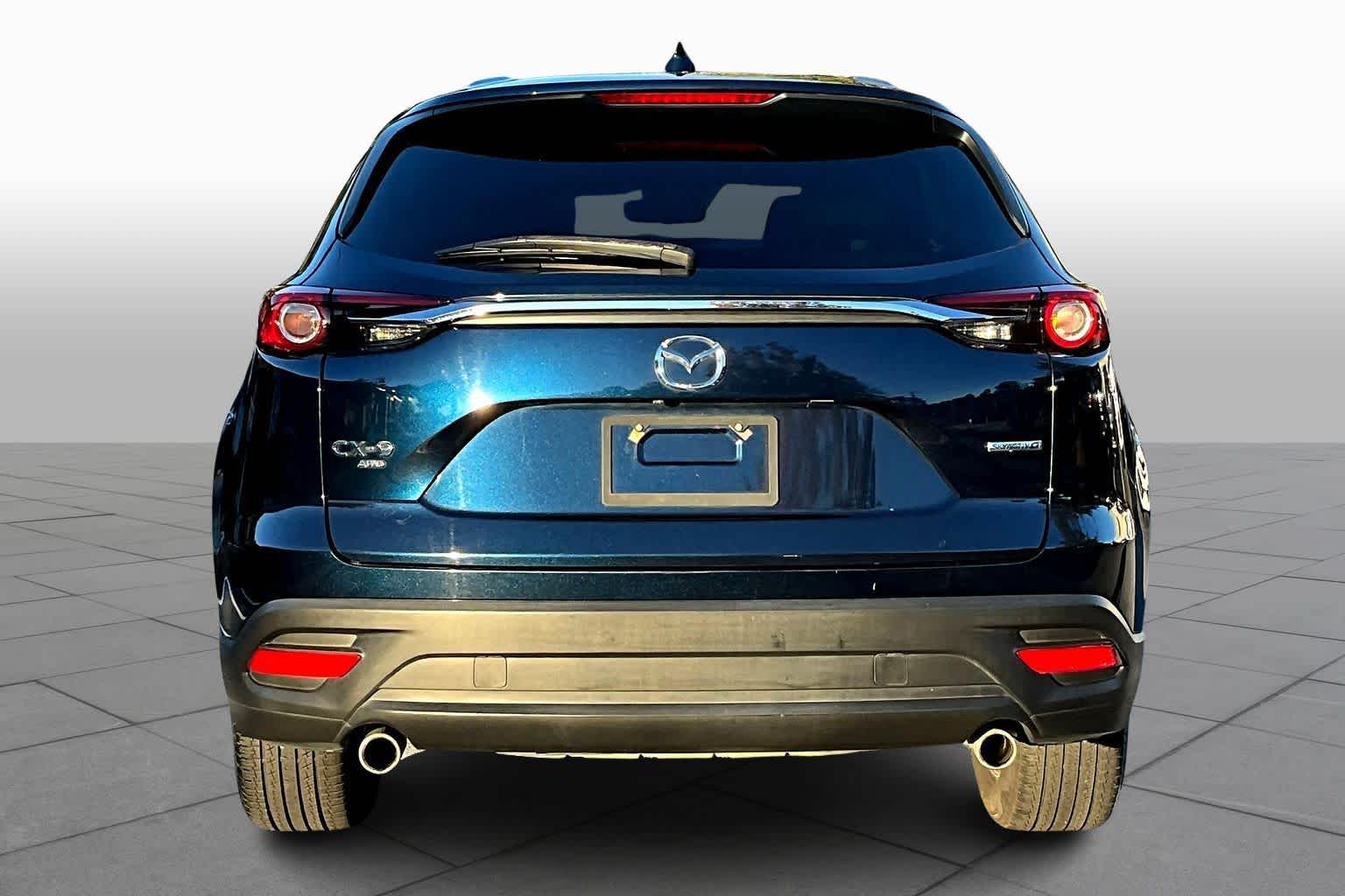 2023 Mazda CX-9 Touring photo 4