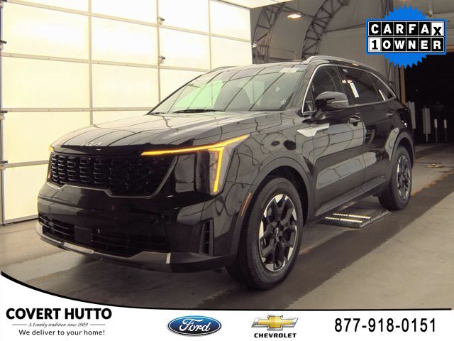 2025 Kia Sorento S's photo