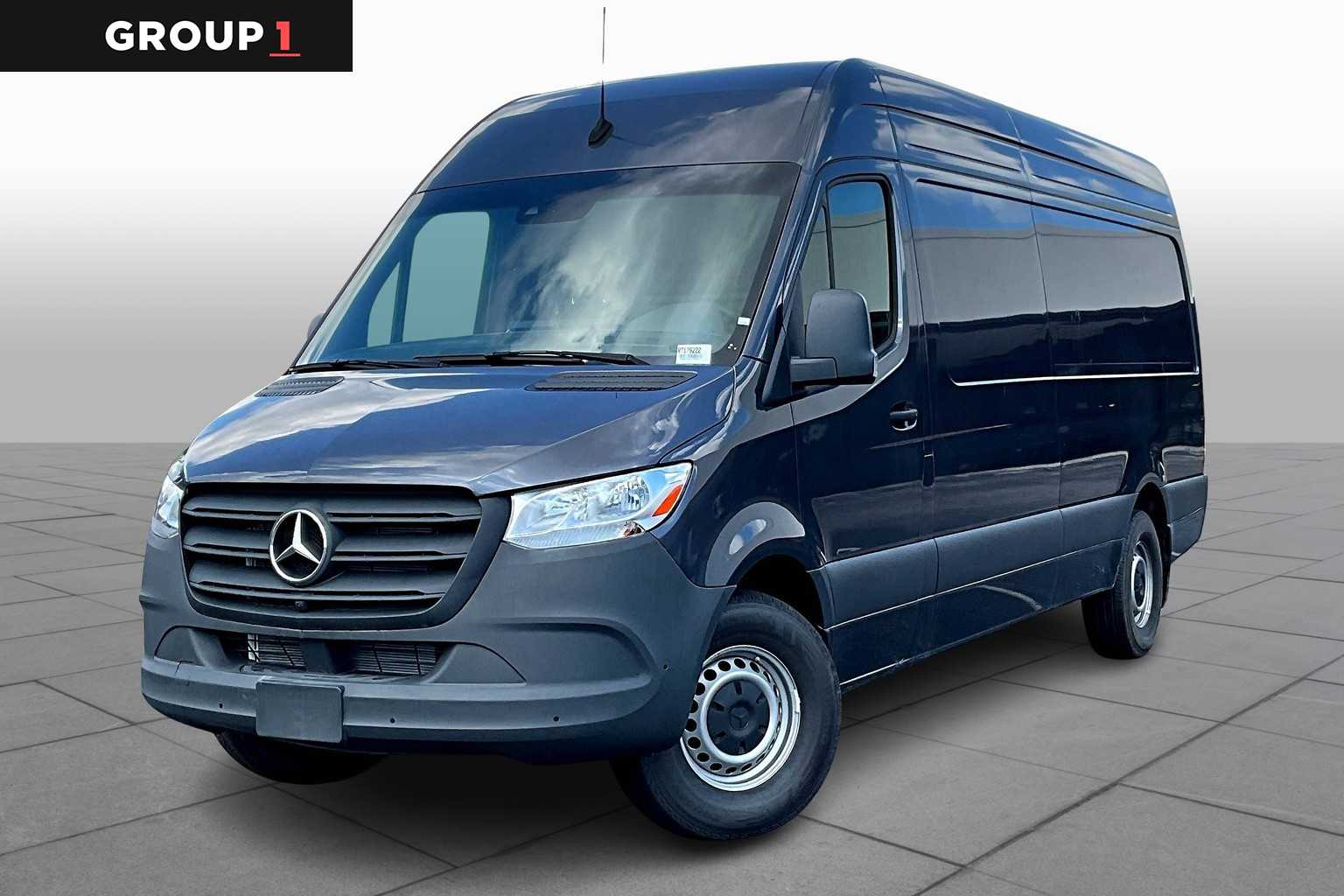 2024 Mercedes-Benz Sprinter Cargo Van Base's photo