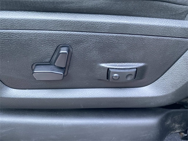 2024 Ram 3500 Big Horn photo 21