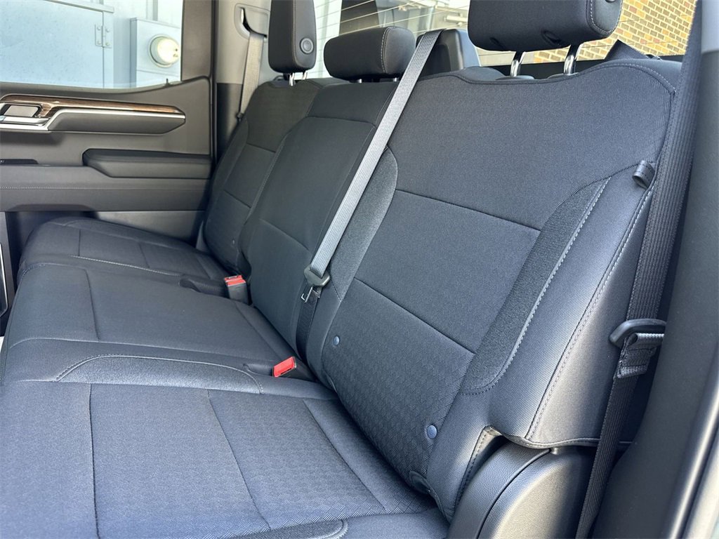 2026 Chevrolet Silverado 1500 LT photo 24