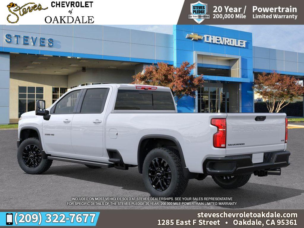 2025 Chevrolet Silverado 3500HD LTZ photo 3