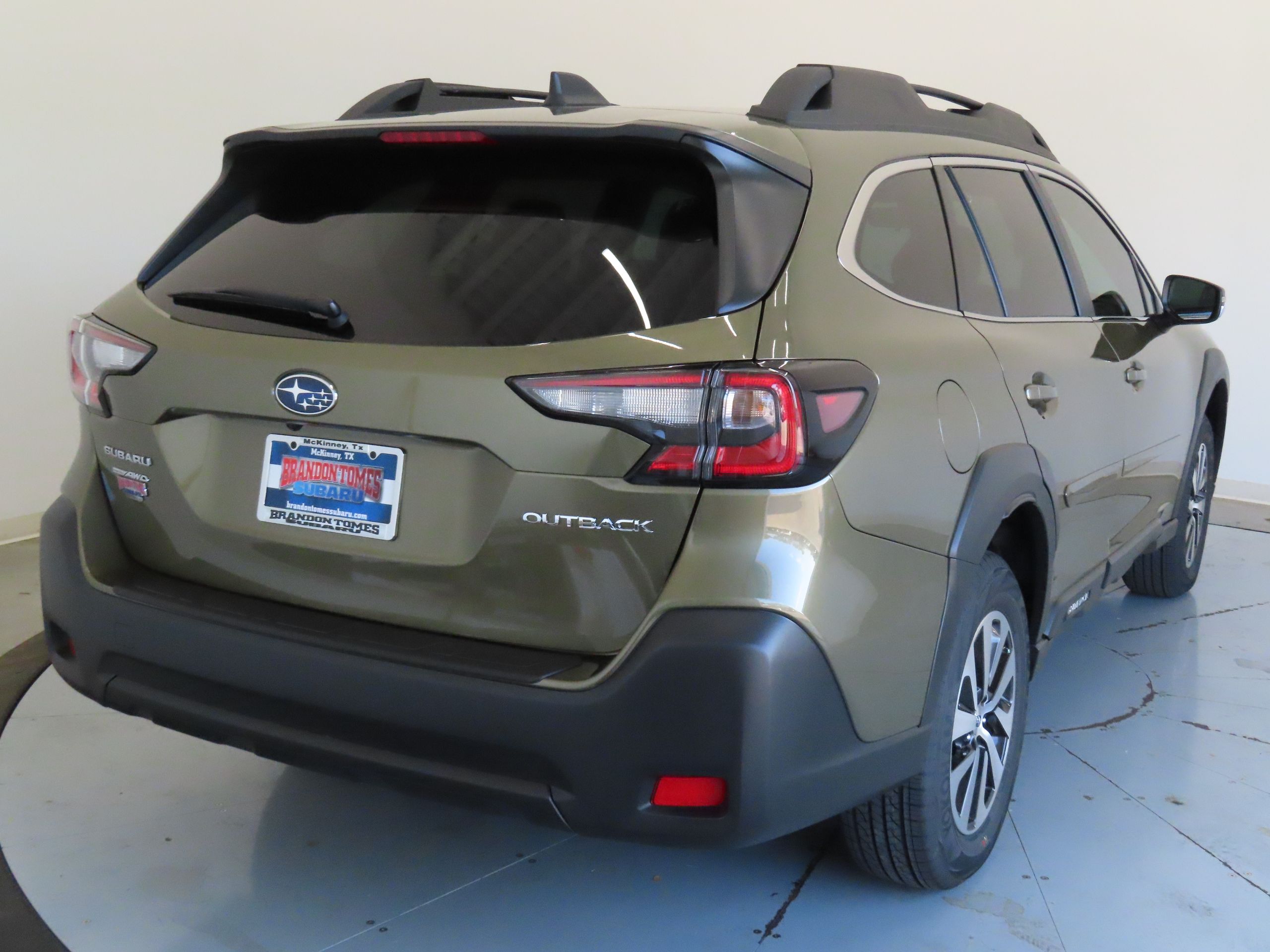 2025 Subaru Outback Premium photo 3