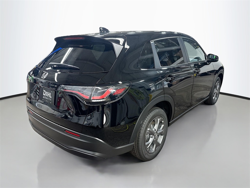 2026 Honda HR-V LX photo 4