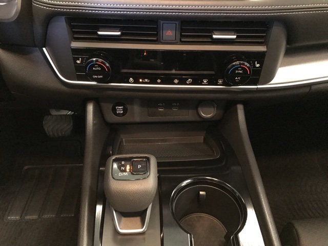 2024 Nissan Rogue SV photo 15